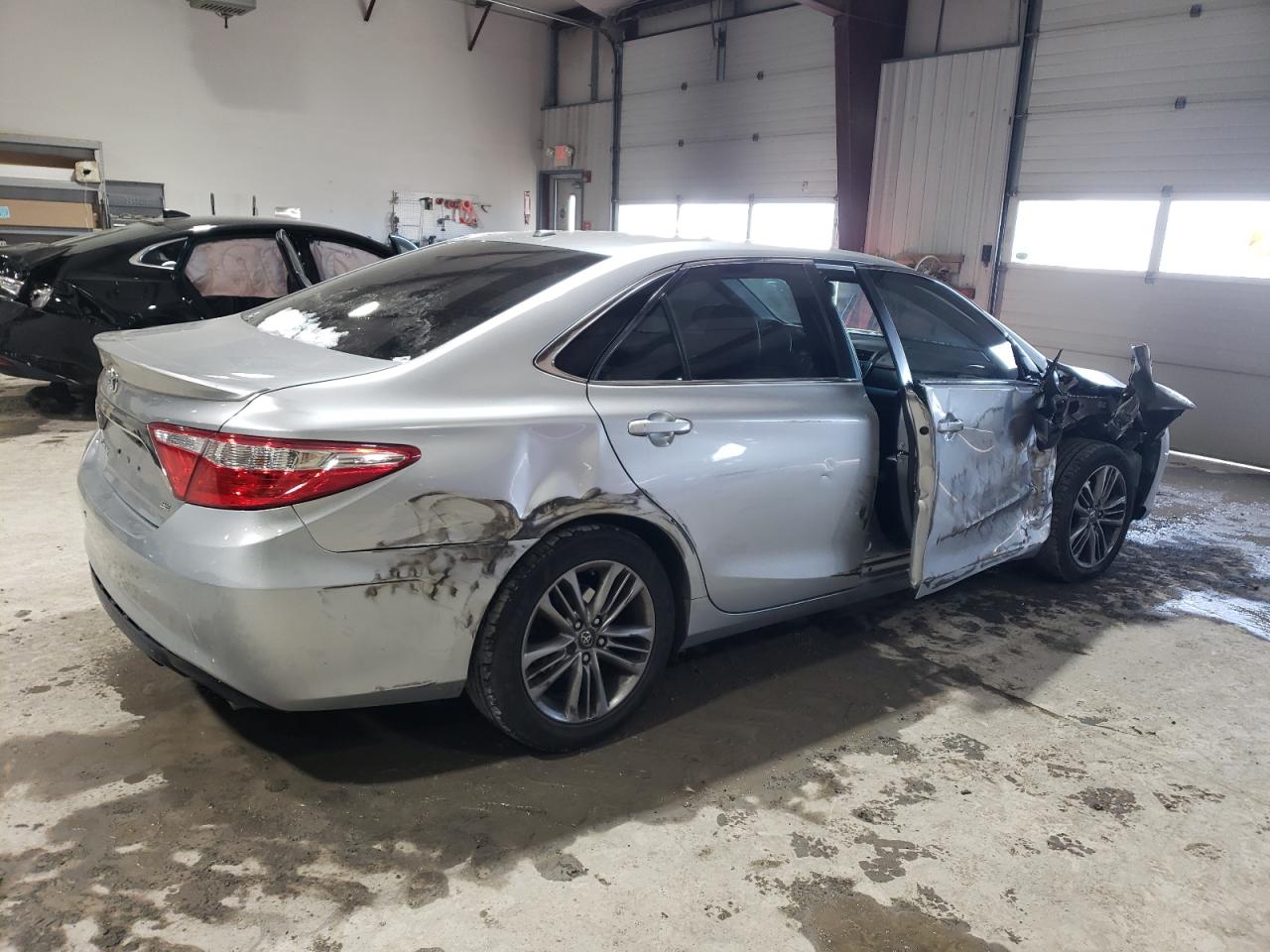 4T1BF1FKXGU239589 2016 Toyota Camry Le