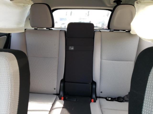 2018 TOYOTA RAV4 HV LE JTMRJREV8JD226021