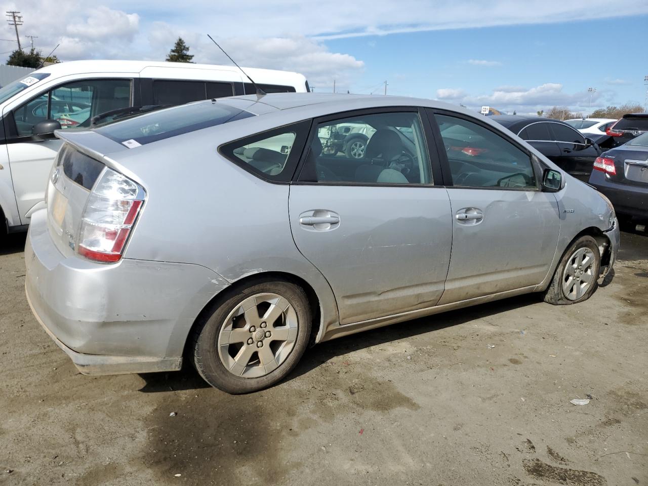 JTDKB20UX67524970 2006 Toyota Prius