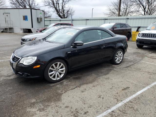 Lot #2360965374 2011 VOLKSWAGEN EOS KOMFOR salvage car