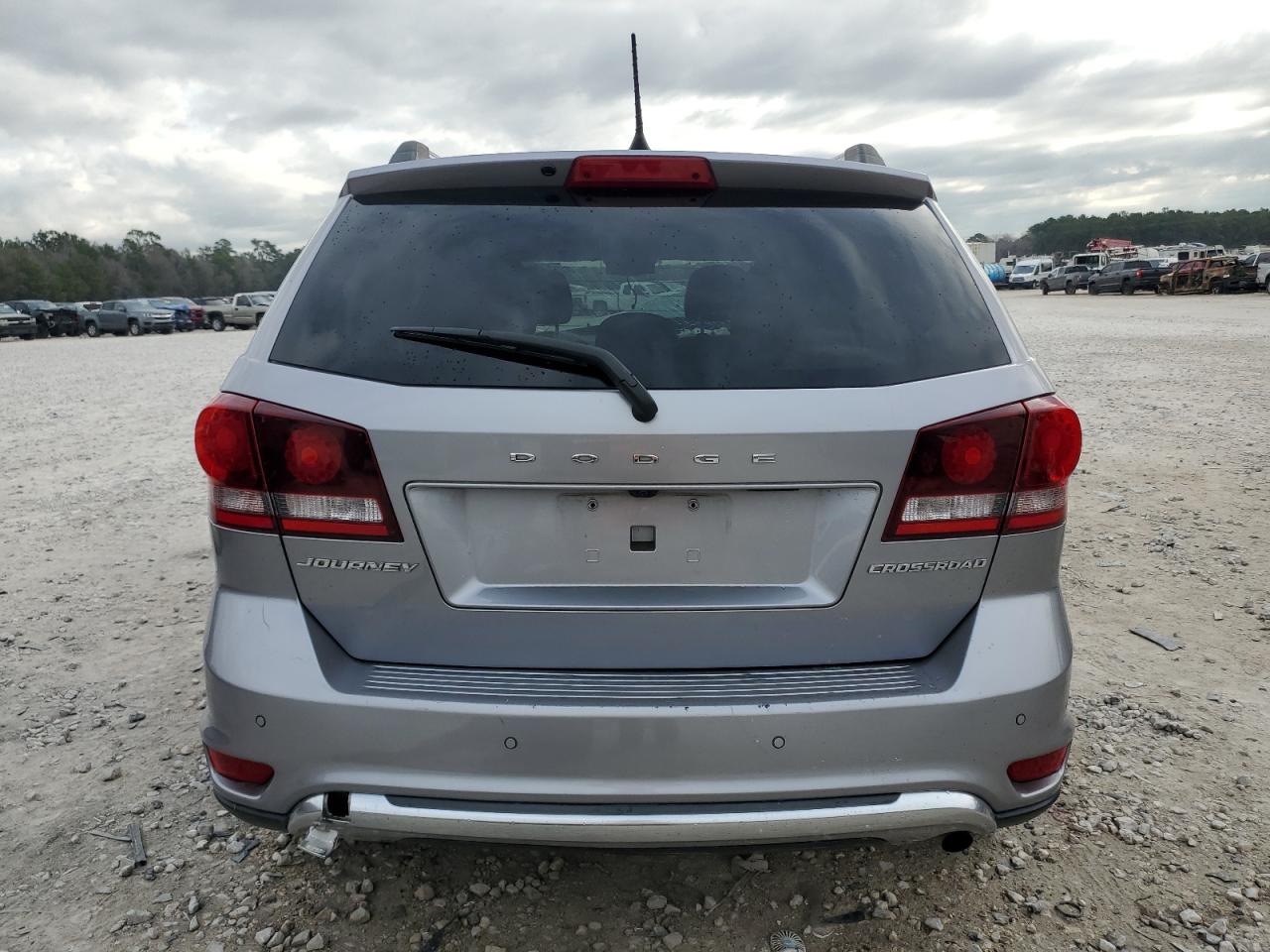 2020 Dodge Journey Crossroad vin: 3C4PDCGBXLT193437