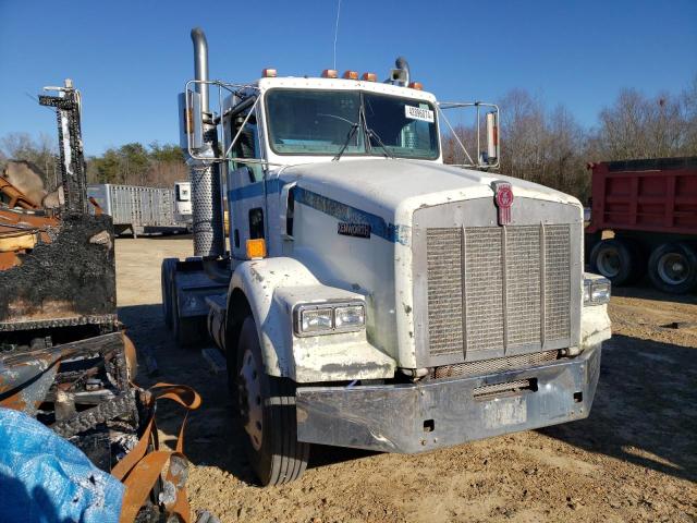 Lot #2358638807 2006 KENWORTH CONSTRUCTI salvage car