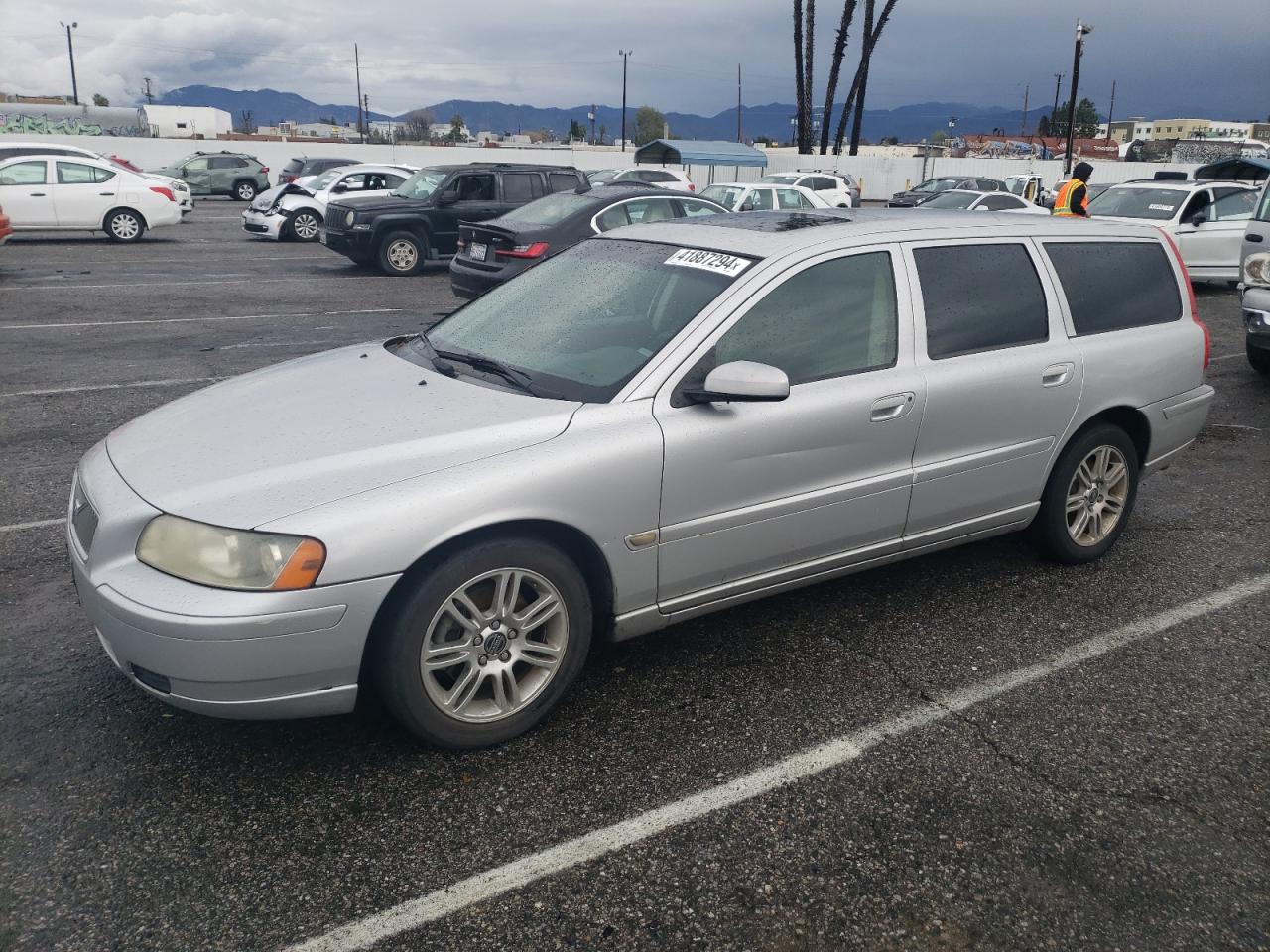 YV1SW640662540805 2006 Volvo V70