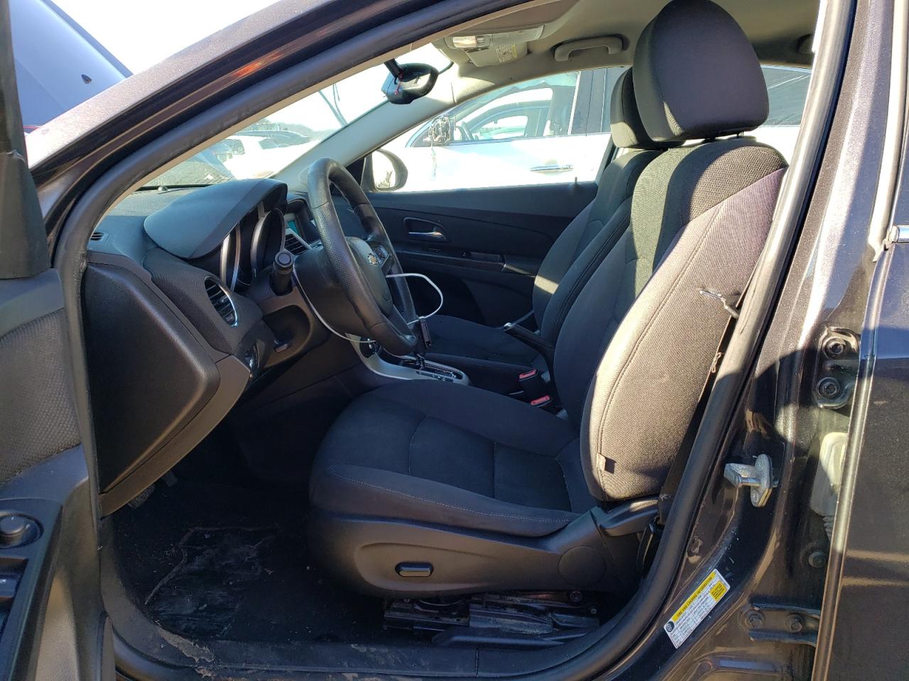 1G1PC5SBXF7105977 2015 Chevrolet Cruze Lt