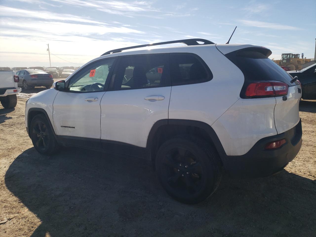 2018 Jeep Cherokee Latitude vin: 1C4PJLCB3JD596497