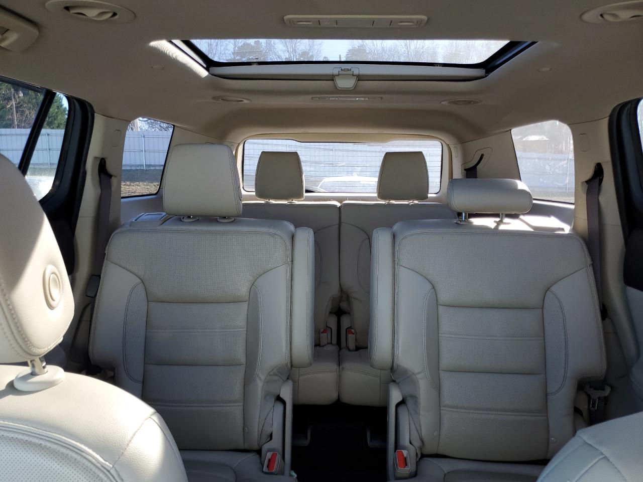 1GKKNPLS3HZ126123 2017 GMC Acadia Denali