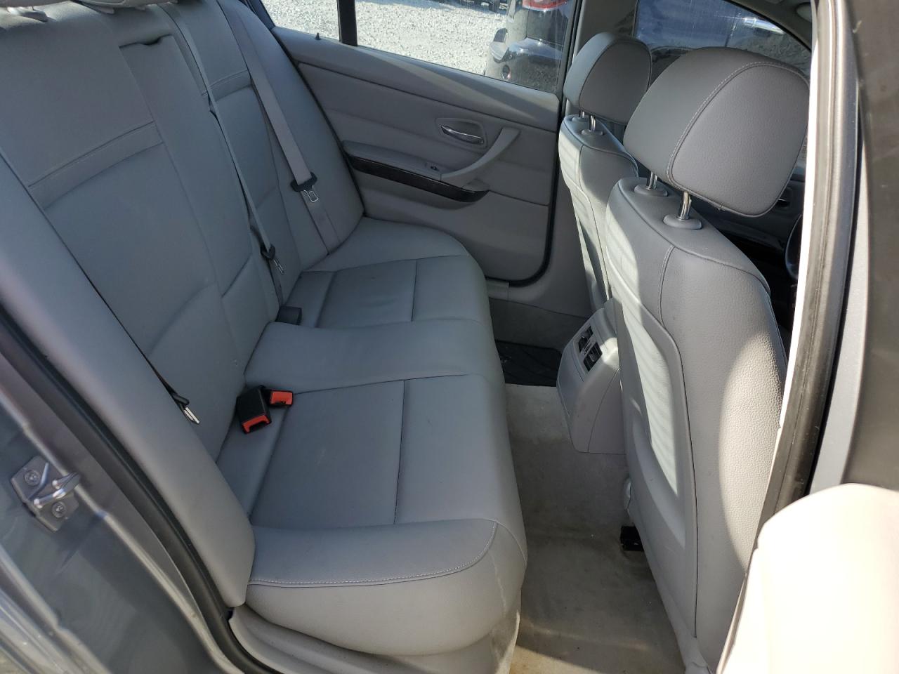 WBAPH7C5XBE679088 2011 BMW 328 I