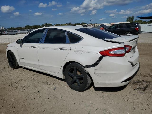 3FA6P0RU8FR231951 2015 FORD FUSION, photo no. 2