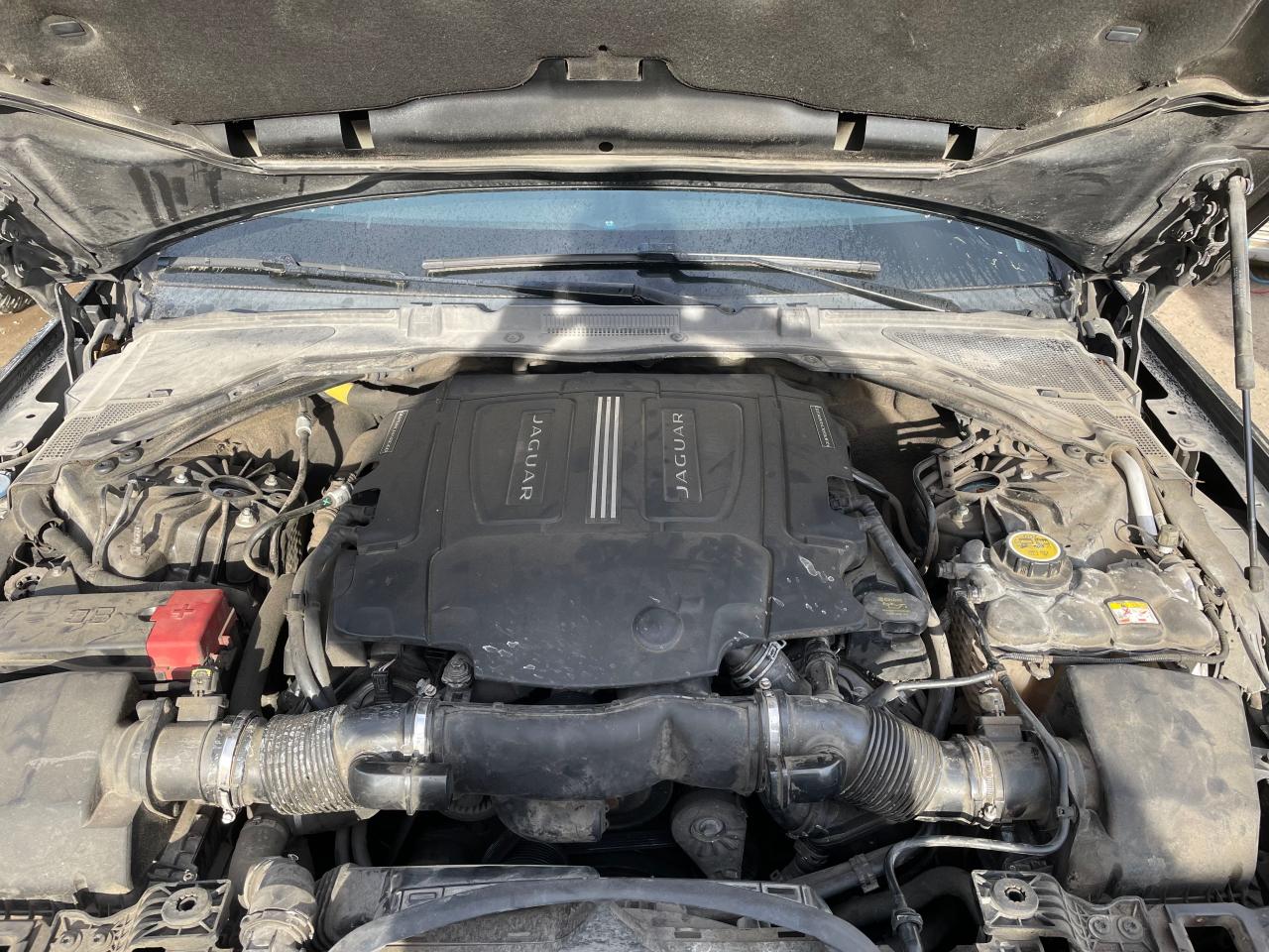 SAJBD4BV6GCY21319 2016 Jaguar Xf Premium