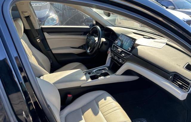 2018 HONDA ACCORD HYB 1HGCV3F52JA013235
