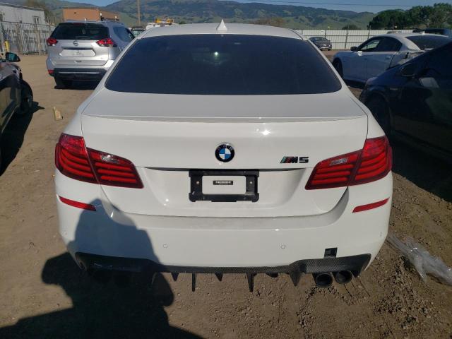 2015 BMW M5 WBSFV9C51FD594308