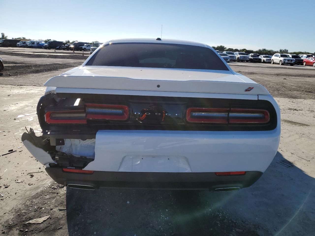 2022 Dodge Challenger Gt vin: 2C3CDZKG3NH137876