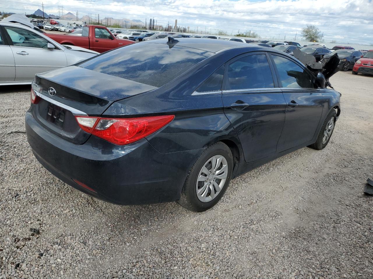 5NPEB4AC3DH574035 2013 Hyundai Sonata Gls