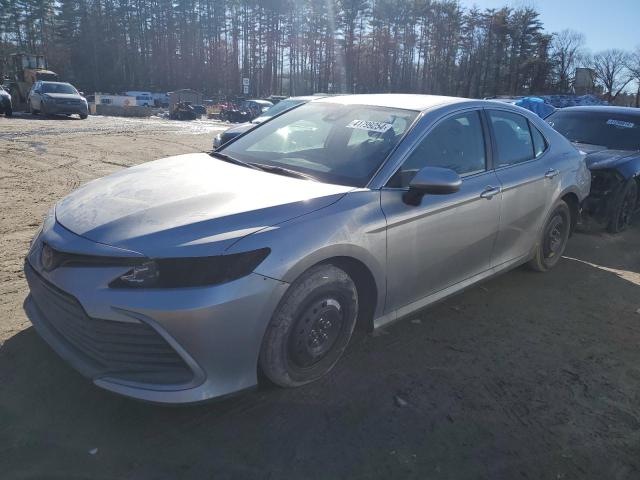 Lot #2339175977 2024 TOYOTA CAMRY LE salvage car