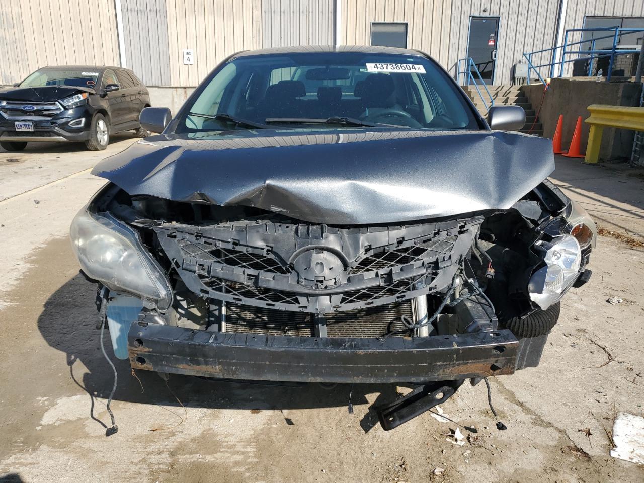 2T1BU4EEXDC105875 2013 Toyota Corolla Base