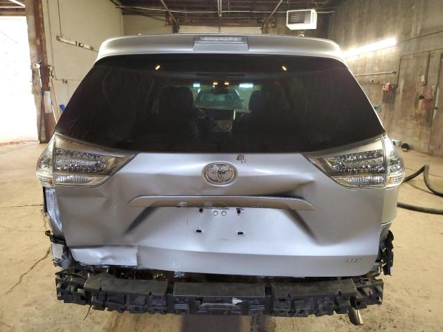 2017 TOYOTA SIENNA SE 5TDXZ3DC3HS789666