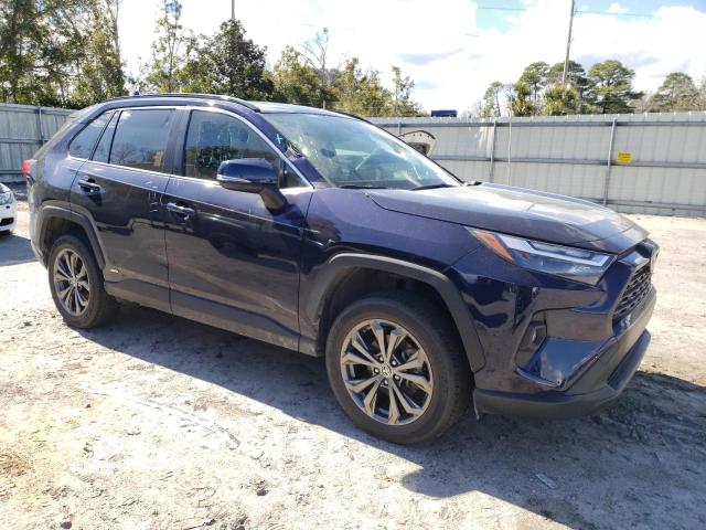 2022 TOYOTA RAV4 XLE P JTMB6RFV0ND064442