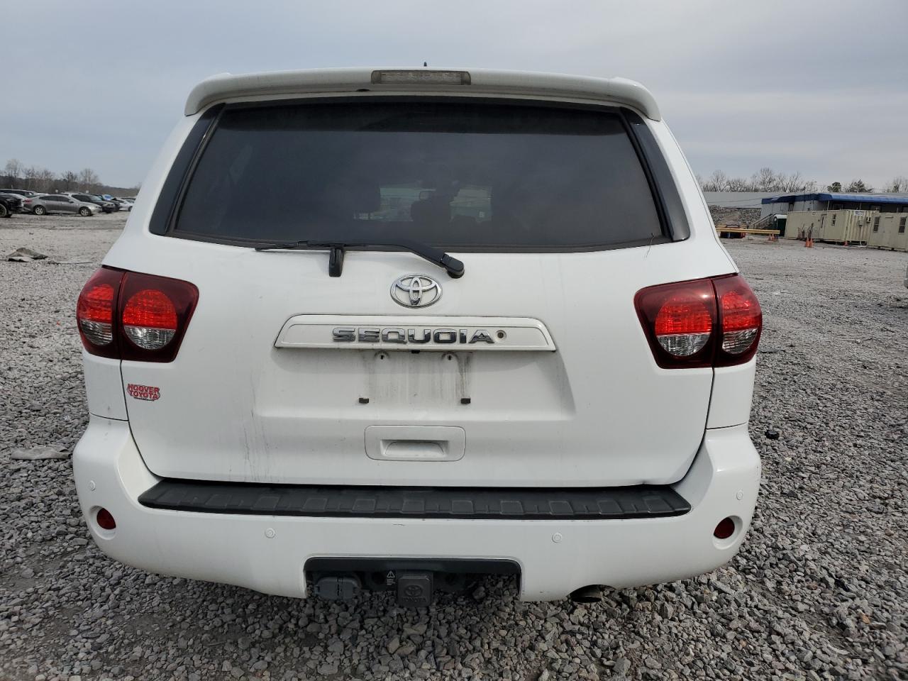 5tdzy5g19js071675 5TDZY5G19JS071675 2018 Toyota Sequoia Sr5