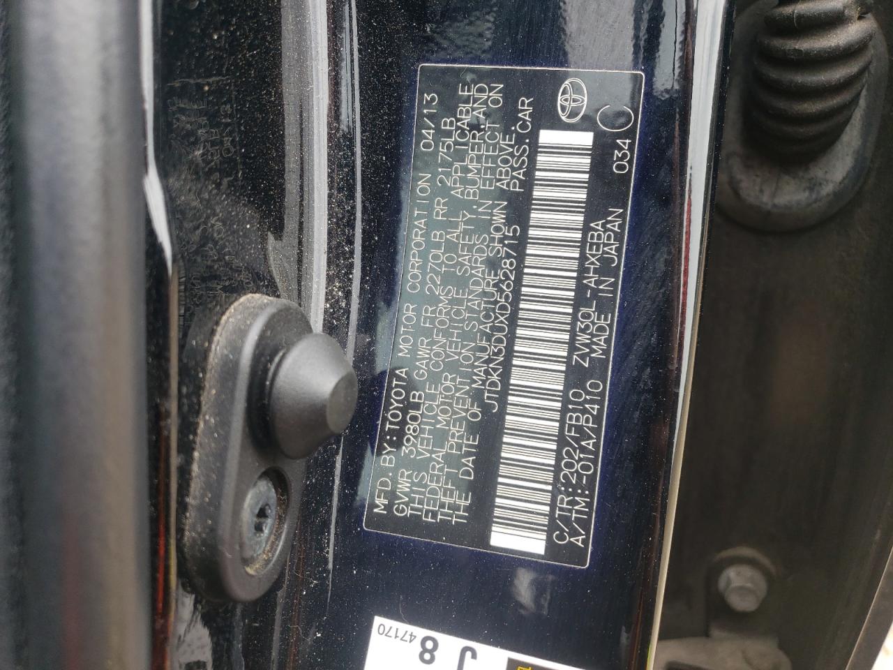 JTDKN3DUXD5628715 2013 Toyota Prius