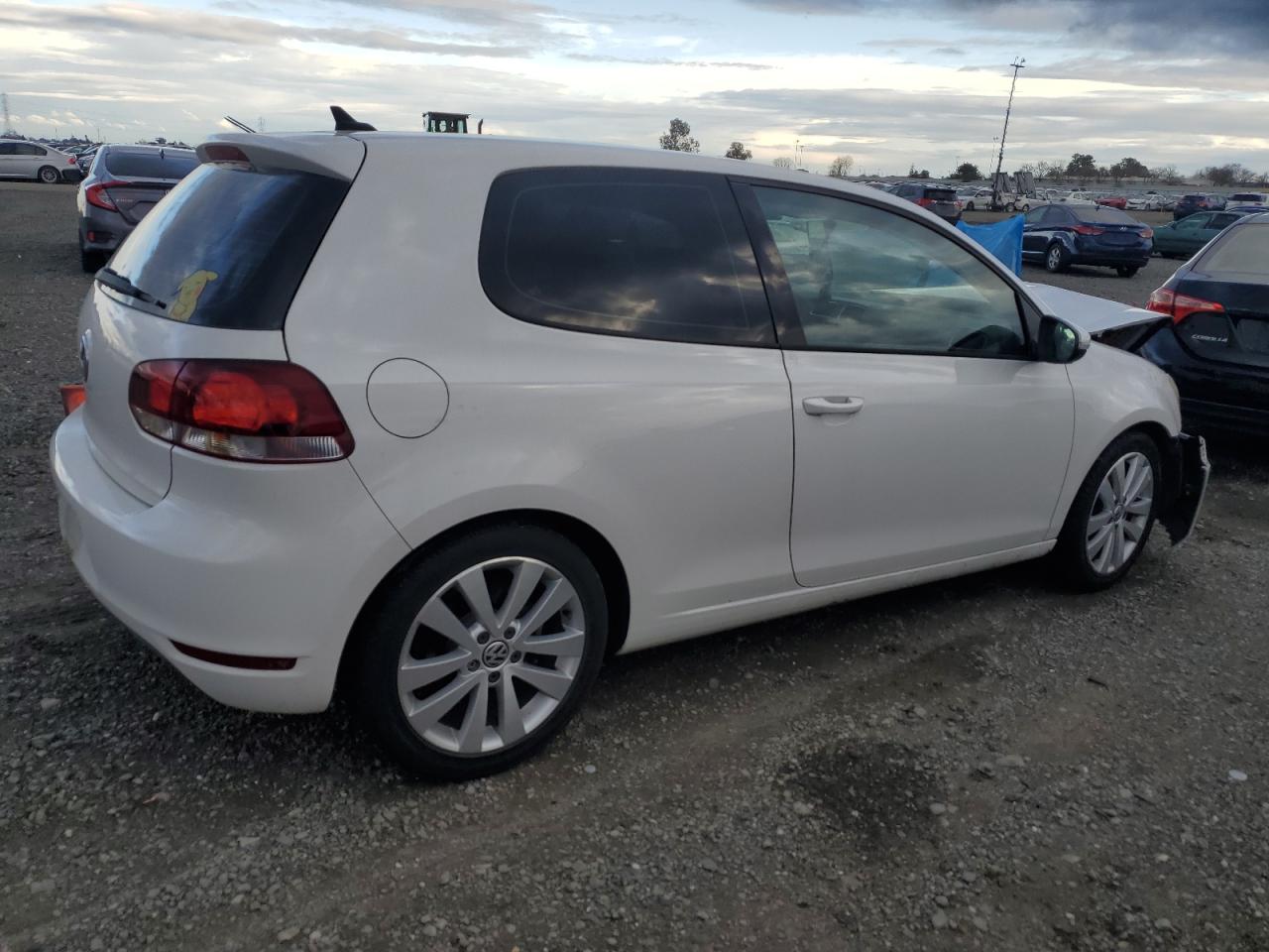 WVWBM7AJ2DW015616 2013 Volkswagen Golf