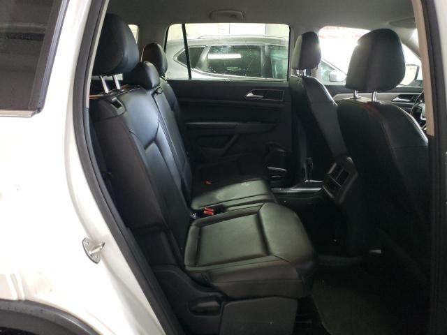 2018 VOLKSWAGEN ATLAS SE 1V2KR2CA4JC552064