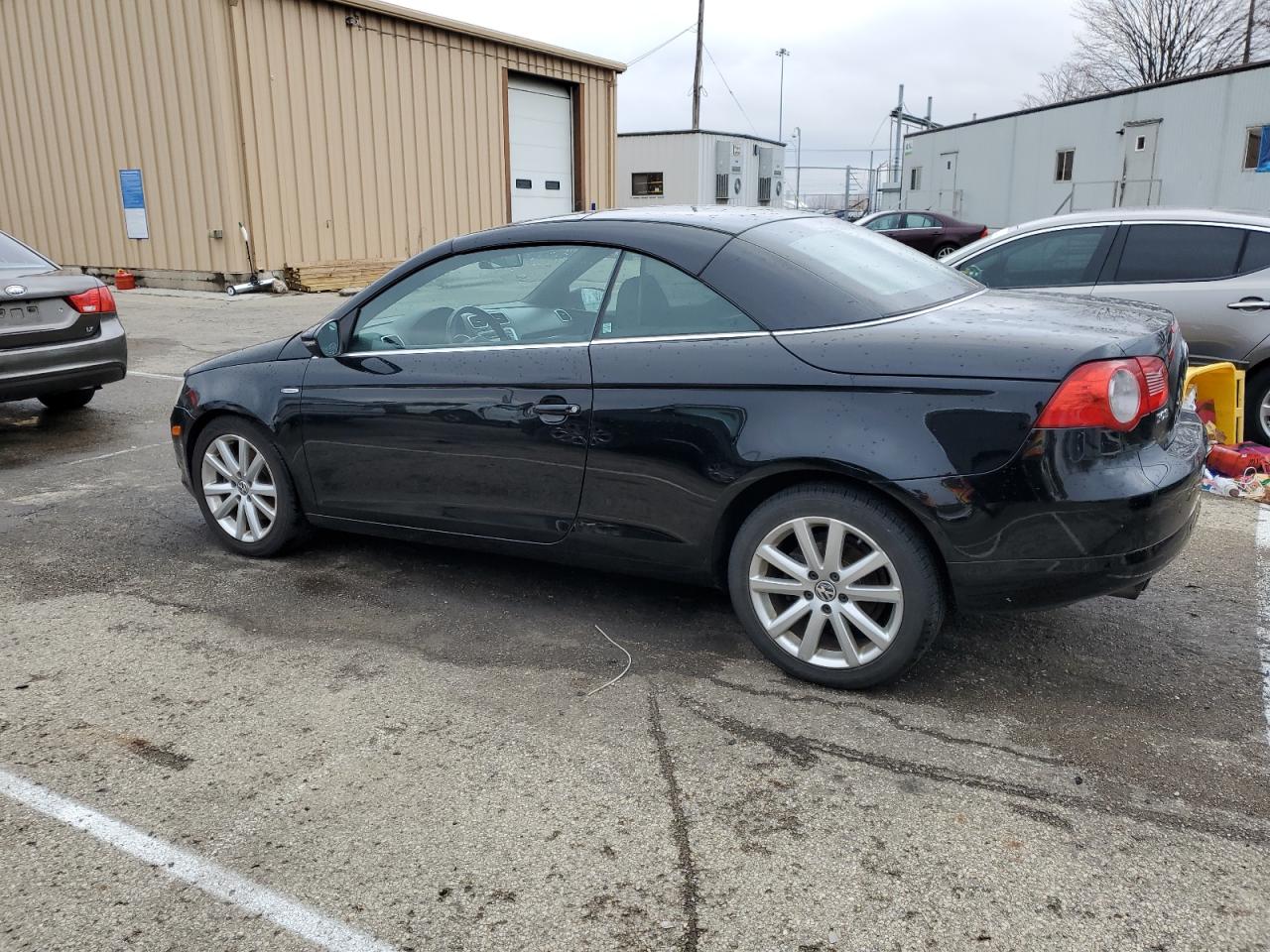 WVWBA7AH2BV000879 2011 Volkswagen Eos Komfort