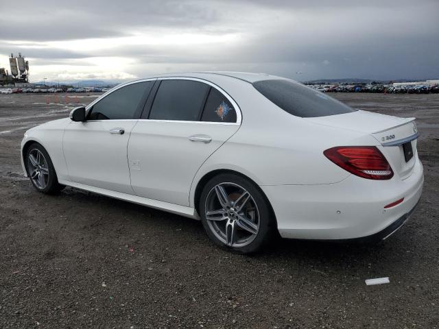 WDDZF4JB9JA348054 2018 MERCEDES-BENZ E-CLASS, photo no. 2