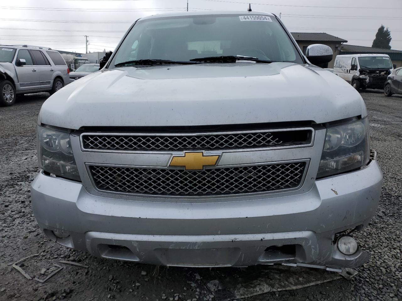 2014 Chevrolet Suburban K1500 Ls vin: 1GNSKHE75ER139042