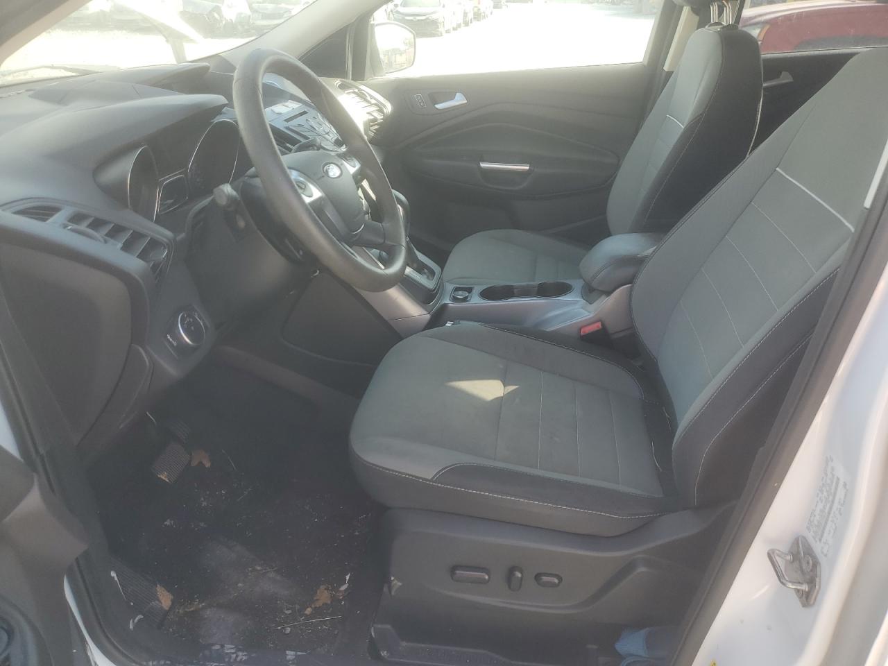 1FMCU9GX8FUC66016 2015 Ford Escape Se