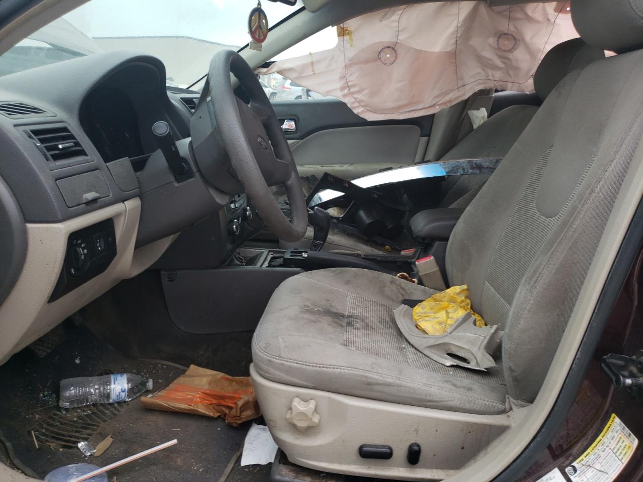 3FAHP0HA0BR273640 2011 Ford Fusion Se