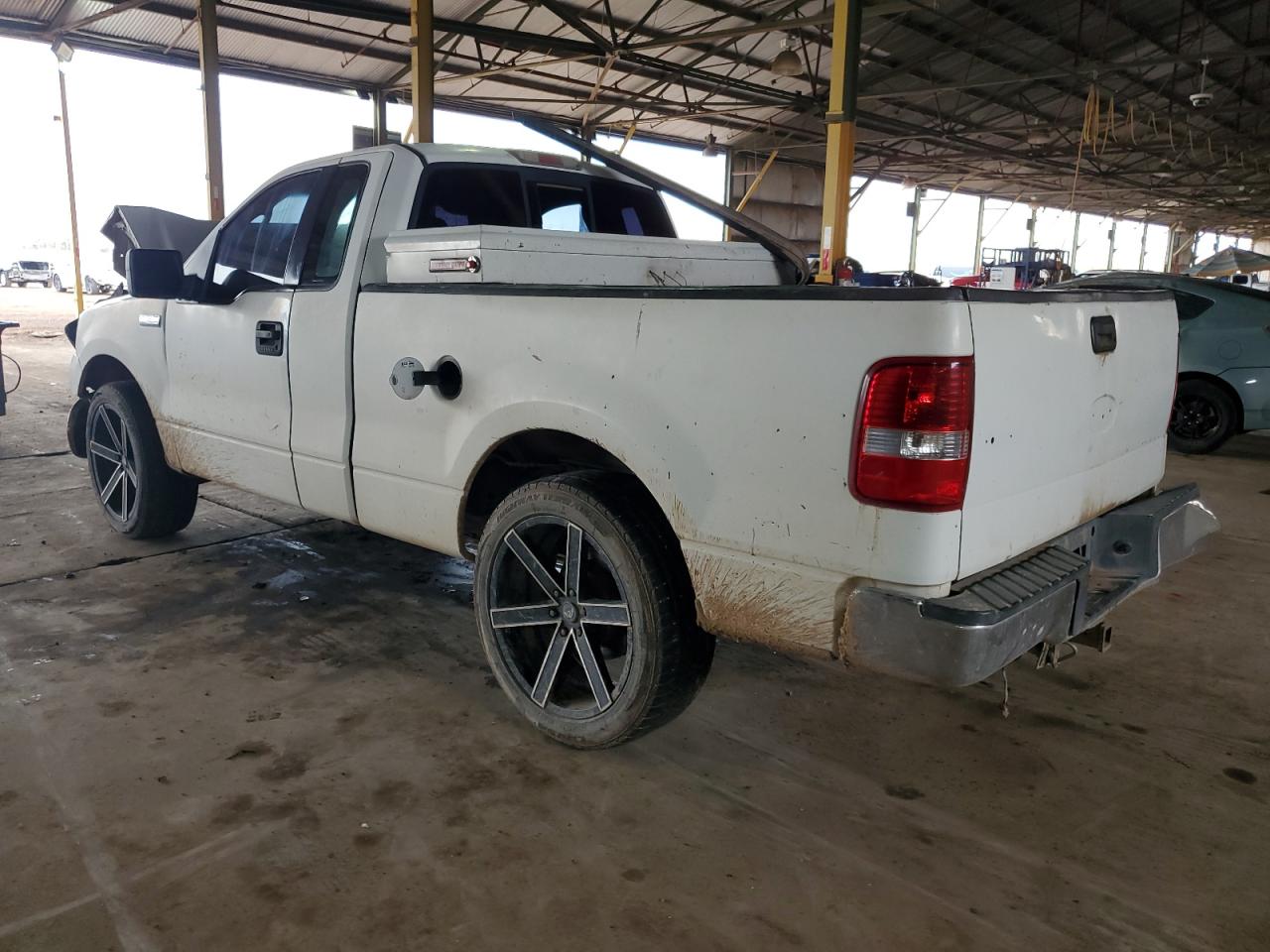 1FTRF12W05NA21812 2005 Ford F150