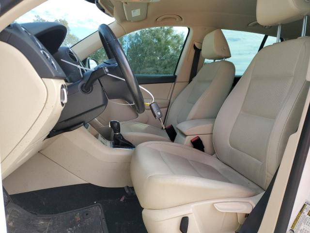 2017 VOLKSWAGEN TIGUAN S WVGAV7AXXHK033982