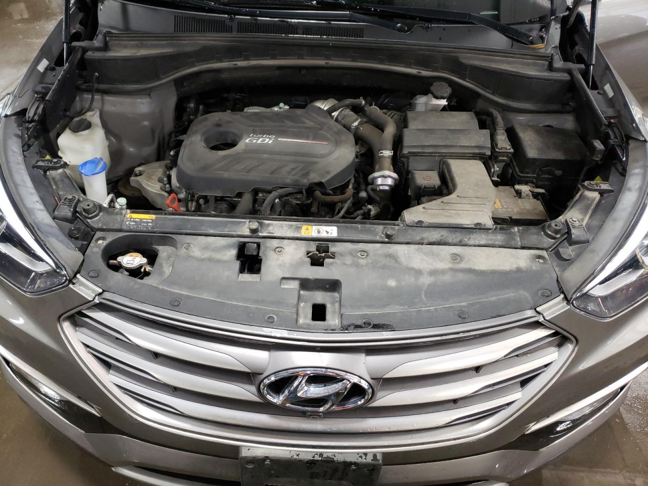 5XYZWDLA3HG498766 2017 Hyundai Santa Fe Sport