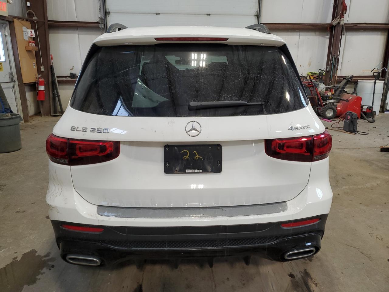 W1N4M4HB6MW106094 2021 Mercedes-Benz Glb 250 4Matic