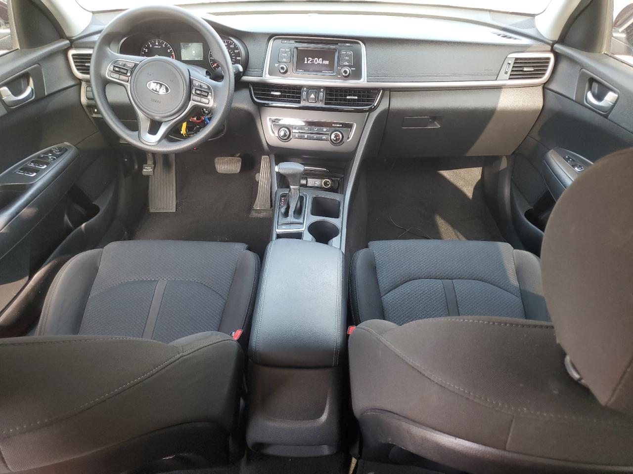 5XXGT4L32HG156831 2017 Kia Optima Lx