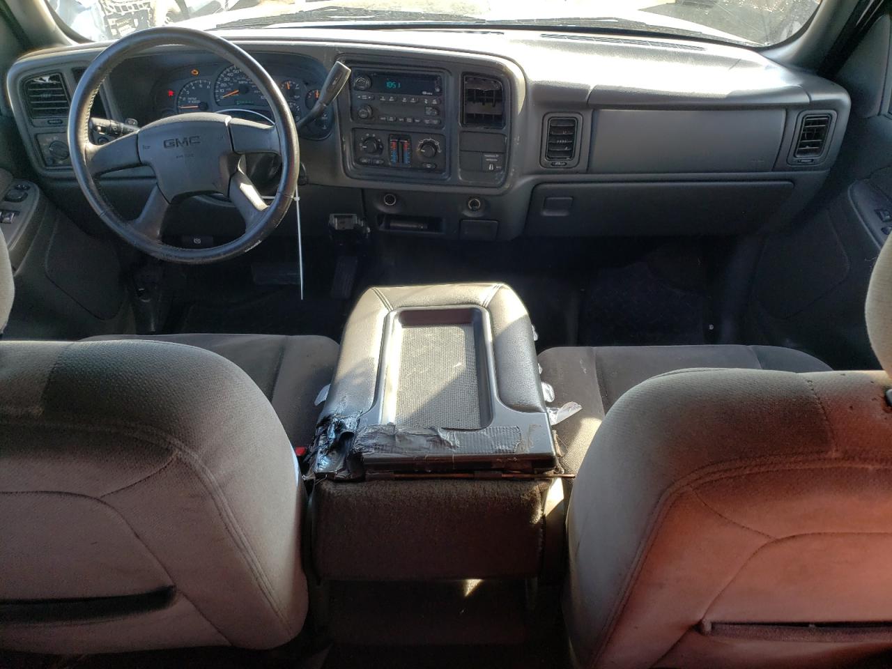 2GTEC19V731328946 2003 GMC New Sierra C1500