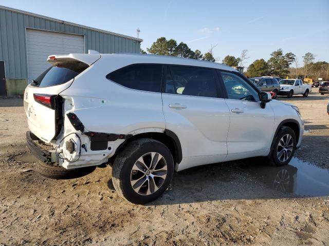 VIN 5TDKDRBH8PS024493 2023 Toyota Highlander, L no.3