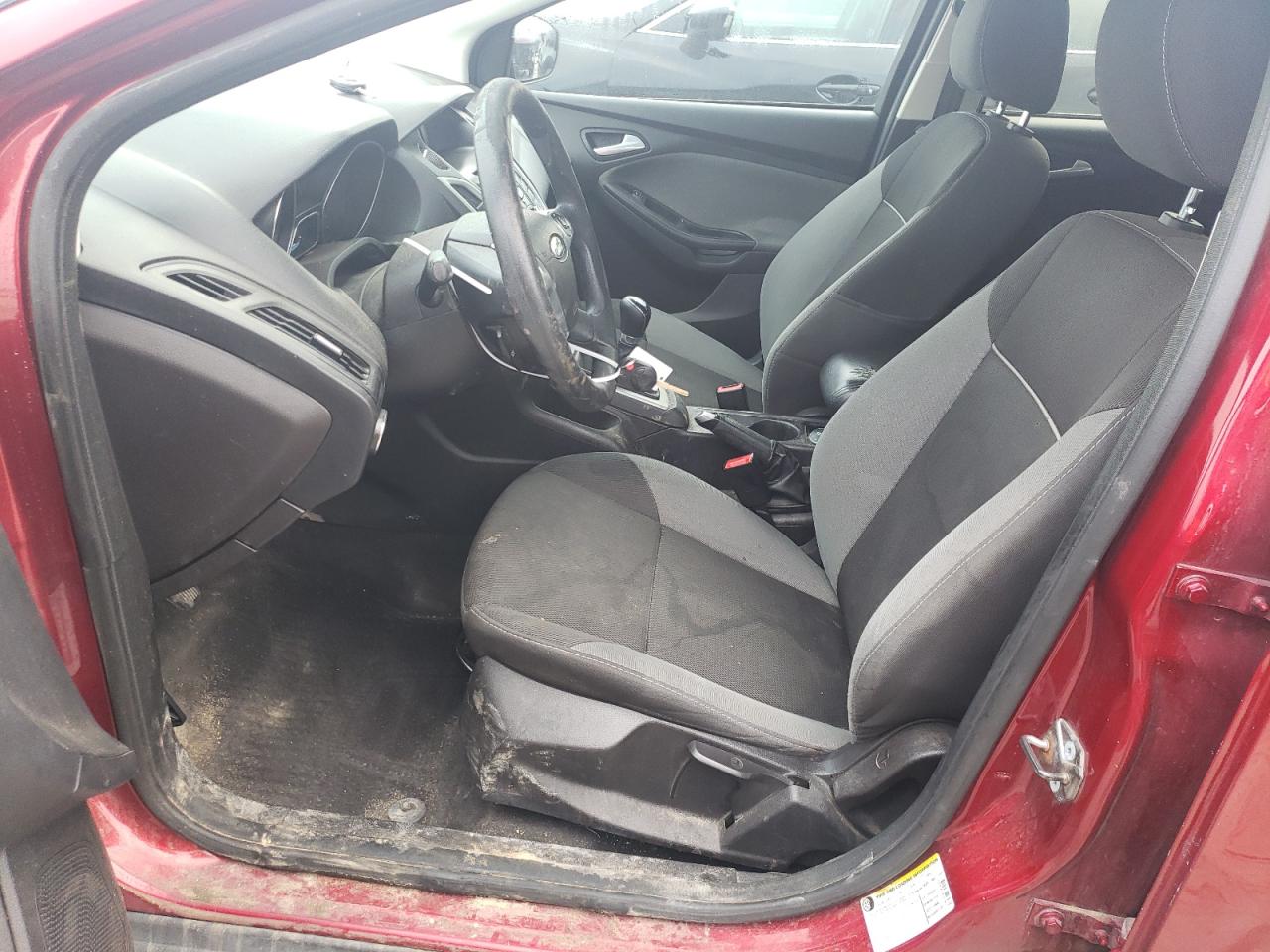 1FADP3K23EL420621 2014 Ford Focus Se