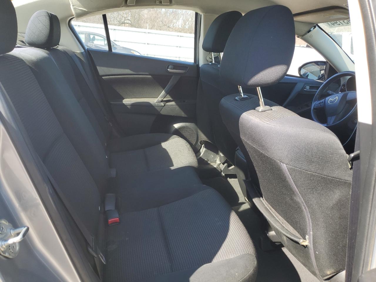 JM1BL1UFXC1648657 2012 Mazda 3 I