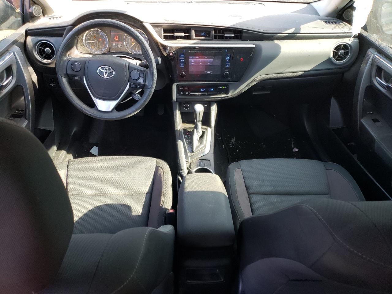 5YFBURHE4JP752194 2018 Toyota Corolla Le