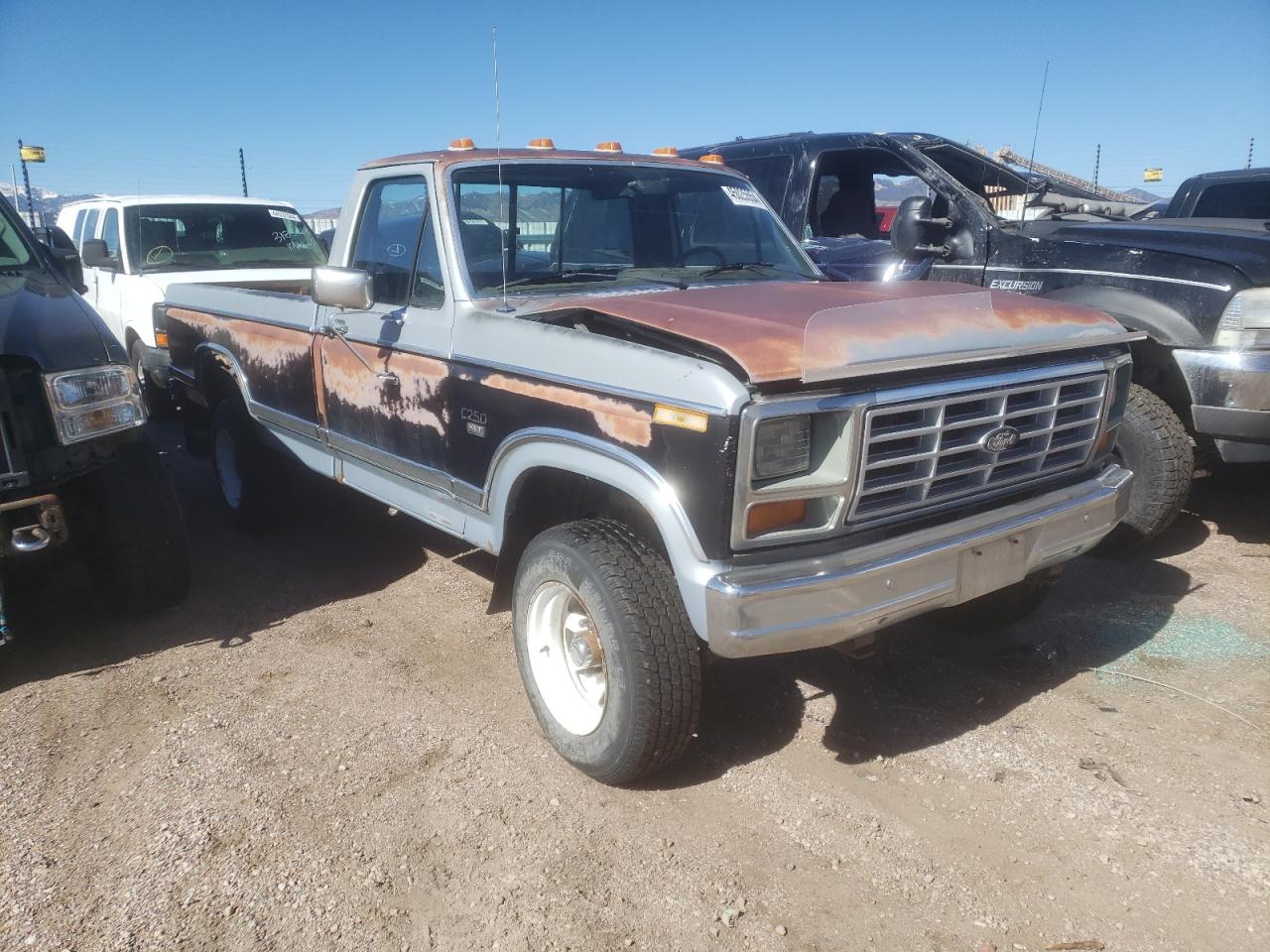 1FTHF2613EPA78221 1984 Ford F250