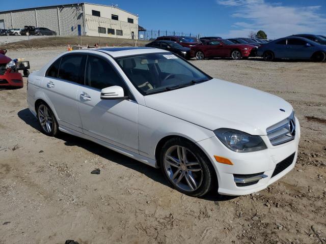 VIN WDDGF4HB1DR251921 2013 Mercedes-Benz C-Class, 250 no.4