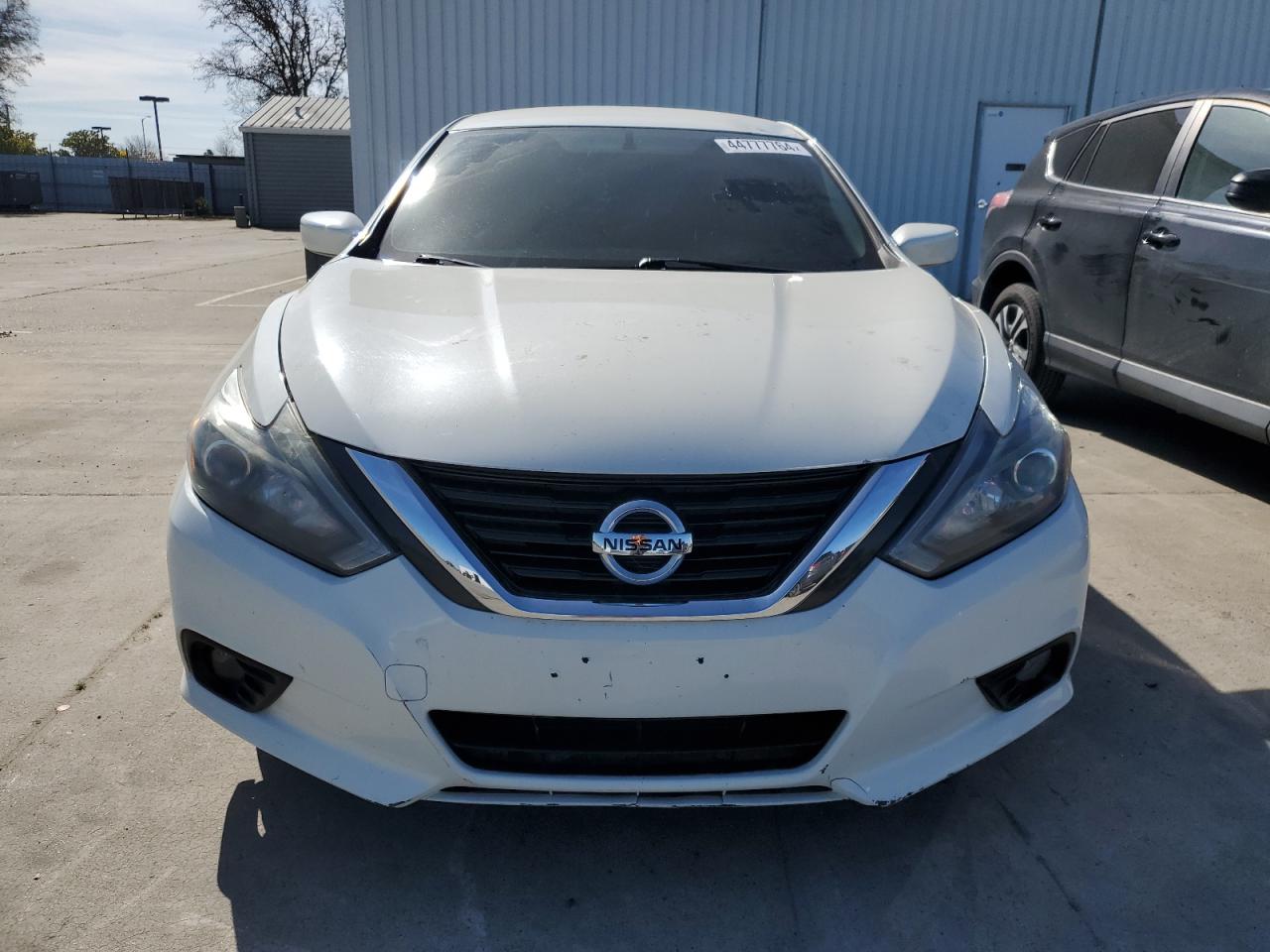 1N4AL3AP0GC187215 2016 Nissan Altima 2.5