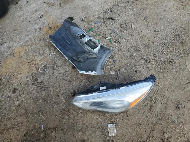 2017 Ford Focus Se VIN: 1FADP3F2XHL215747 Lot: 40371044