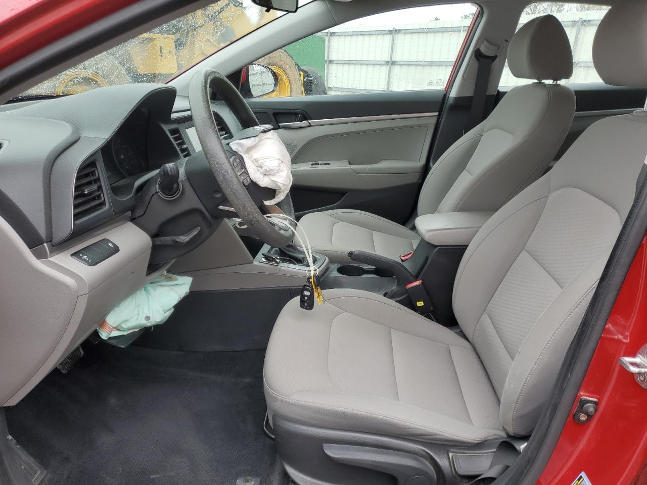 2019 Hyundai Elantra Se vin: KMHD74LF6KU846001