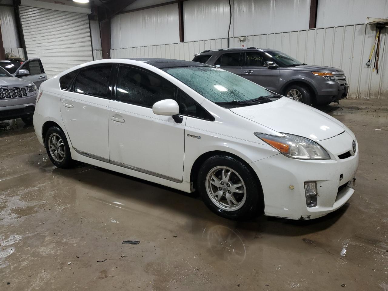 JTDKN3DU2B0248083 2011 Toyota Prius