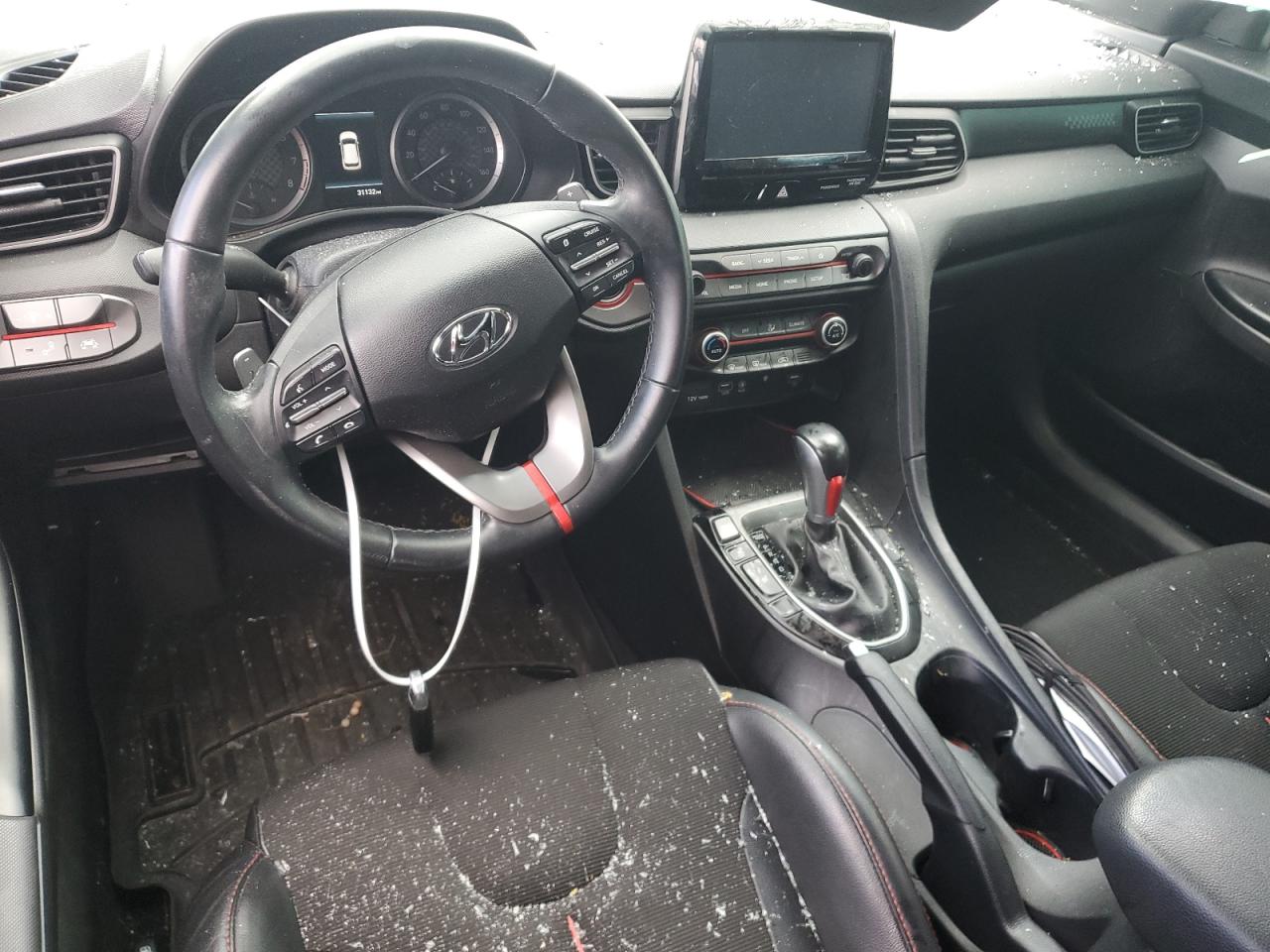 KMHTG6AF6LU030823 2020 Hyundai Veloster Base