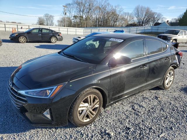 2019 HYUNDAI ELANTRA SE - 5NPD84LF1KH449193