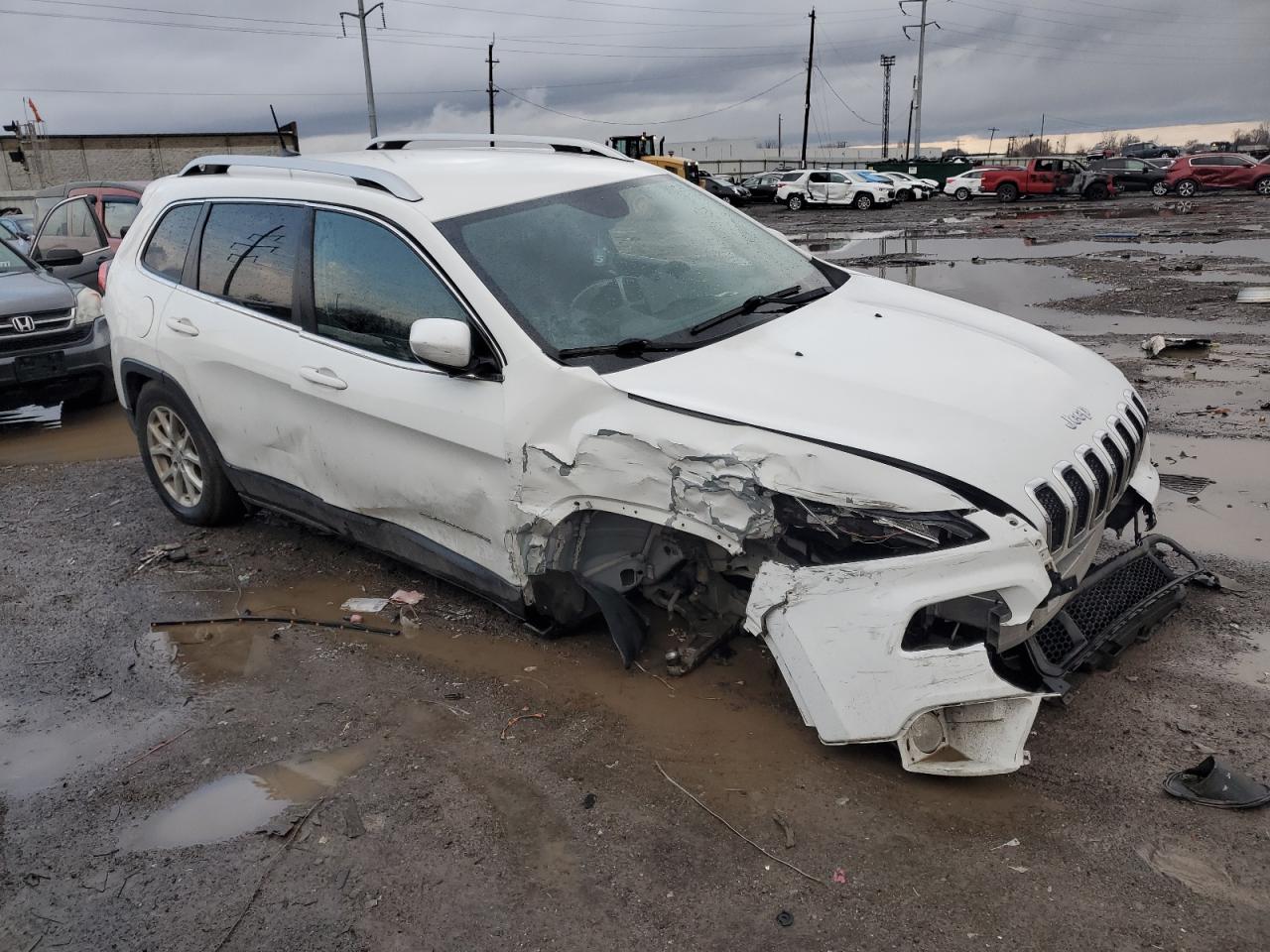 1C4PJMCB1HW614449 2017 Jeep Cherokee Latitude