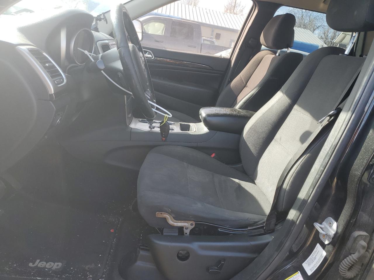 1J4RS4GG9BC556959 2011 Jeep Grand Cherokee Laredo